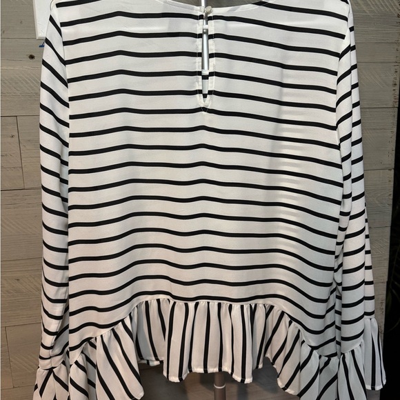 Black and White Striped Women's Top - Picture 6 of 7
